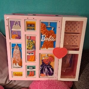 Barbie Pink and White Fashion Wardrobe Travel Trunk Play House